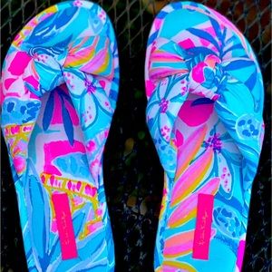 Lily Pulitzer flip flops